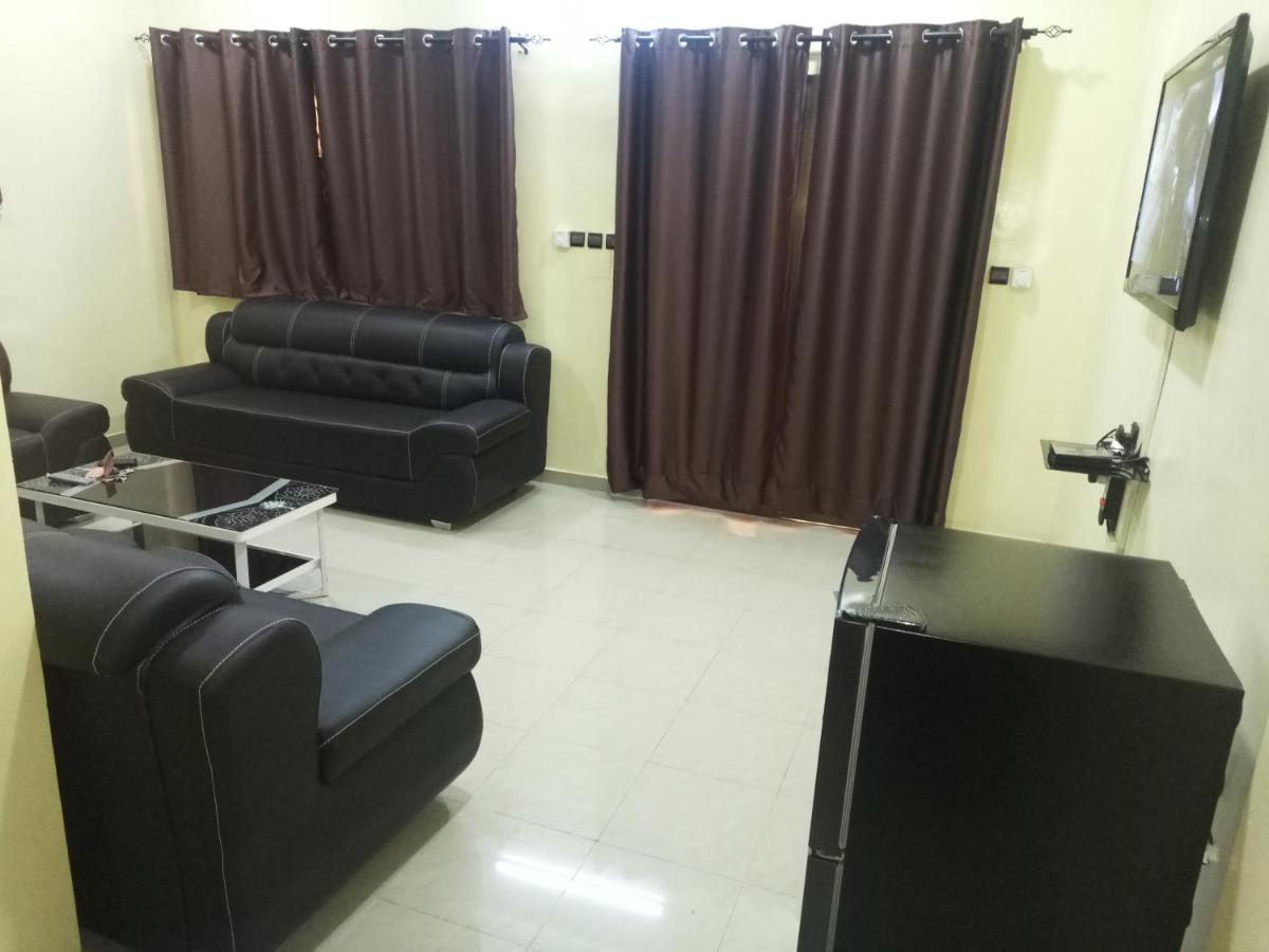 Residence Lynda Prestige วากาดูกู ภายนอก รูปภาพ
