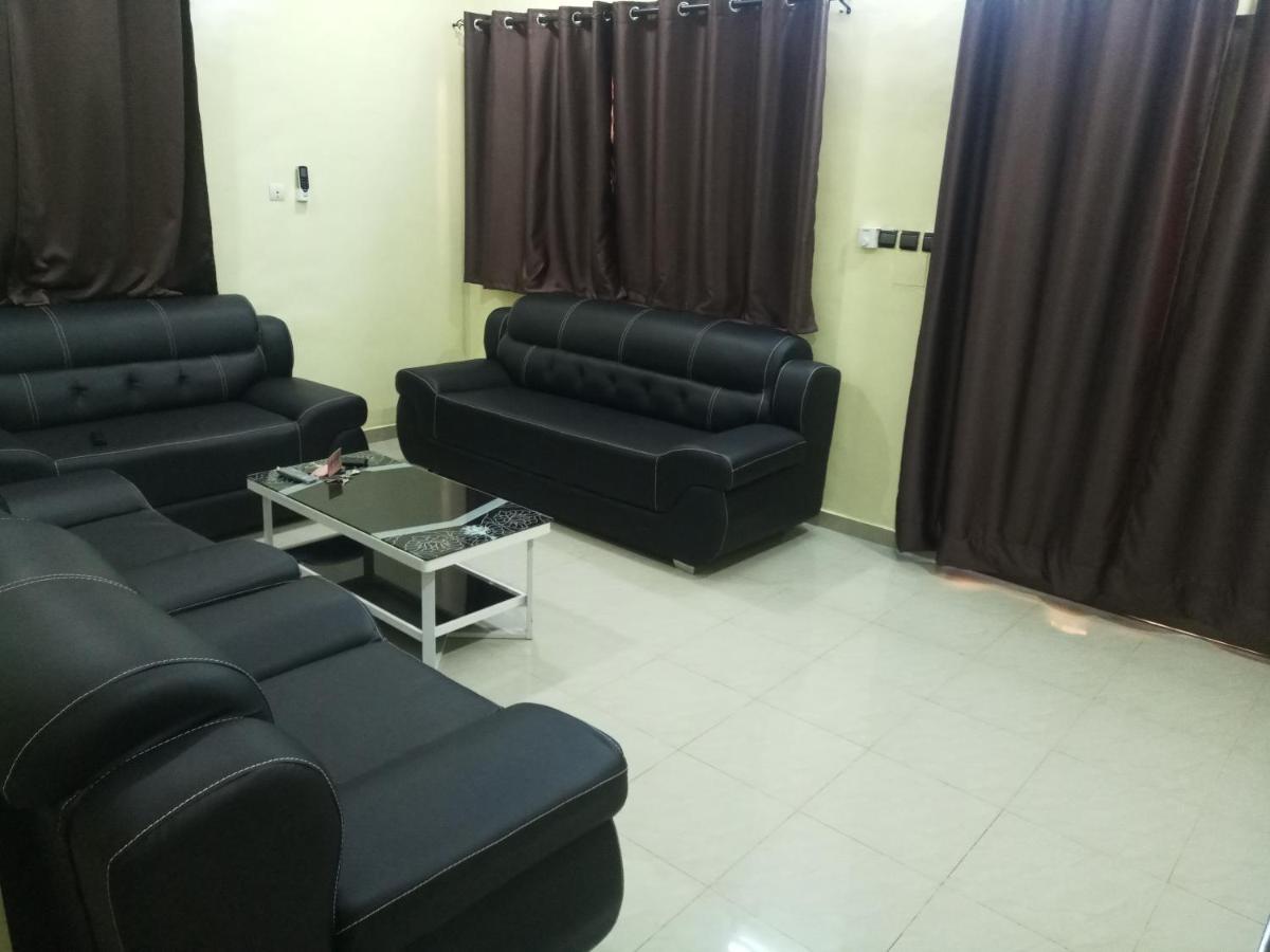 Residence Lynda Prestige วากาดูกู ภายนอก รูปภาพ
