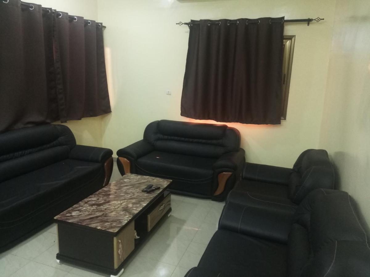 Residence Lynda Prestige วากาดูกู ภายนอก รูปภาพ